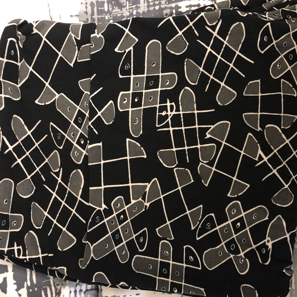 Tic tac toe Lularoe tc leggings